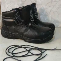 کفش ایمنی آک