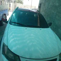 کوییک r سفید قرمز  مدل ۹۹ تمیز