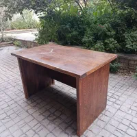 میز چوبی