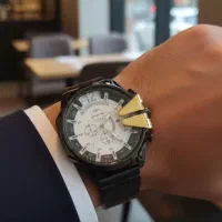 ساعت دیزل شاخدار نماد قدرت