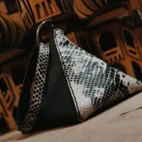 دست دوز های چرم طبیعی