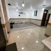 رهن واحد تجاری ۱۳۰ متری مرکز شهر مناسب مطب و...