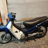 کریس مودناس