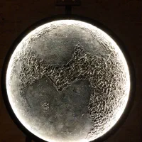 ماه پر اکلیل