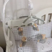 آویز بالای تخت