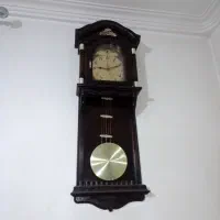 ساعت دیواری مناسب