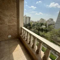 زعفرانیه ماکویی پور جنوبی ۲۱۰ متر ۳ خواب (دید دره)