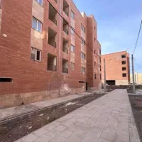 ۸۸متری شمال فاز۷ با۴۵۰میلیون واریزی