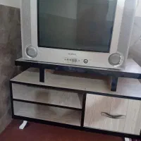 تلوزیون و میزتلوزیون