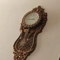 ساعت دیواری کامل سالم و بدون مشکل هستش