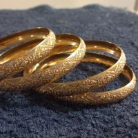 النگو طلا نیم پهن کاملا تراش خرده بدون نگین نو نو