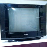 تلویزیون رنگی ۲۱اینچ بادیجتال کاملا سالم