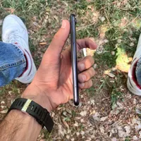 اپل iPhone XR با حافظهٔ ۱۲۸ گیگابایت|موبایل|شیراز, باغ تخت|دیوار