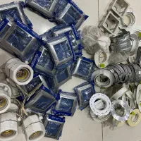 تعدادی کلیدپریض قاب هالوژن سرپریچ مترحک دیوار سقفی|لامپ و چراغ|کرج, حصارک بالا|دیوار