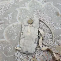 کوله پشتی جا آب