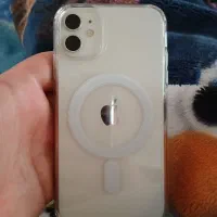 ایفون ۱۱ سفید