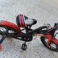 دو چرخه|دوچرخه، اسکیت، اسکوتر|لار, |دیوار