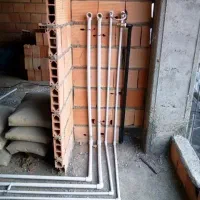 خدمات حرفه ای لوله کشی آب و برق کاری ساختمان