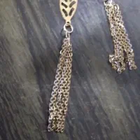 طلا در حد نو|جواهرات|اشتهارد, |دیوار