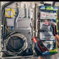 برق. برقکار صنعتی. برقکار ساختمان.  خدمات