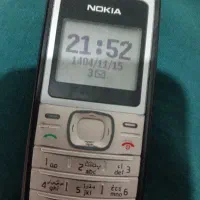 یک گوشی ساده