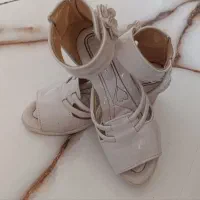 لباس وکفش مجلسی براب دخترخانم ۱۰ساله