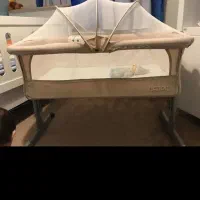 تخت کنار مادر فیکشن