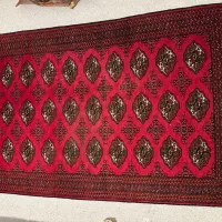 قالیچه طرح ترکمنی دست باف لاکی
