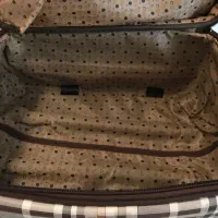 چمدان|کیف، کفش، کمربند|اندیشه, اندیشه فاز ۲|دیوار