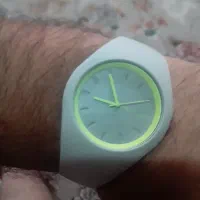 دوعددساعت  شیک ونو مفت