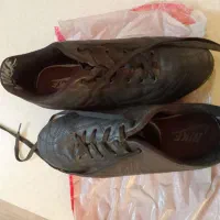 کفش فوتبال سایز ۴۱