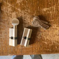 قفل با کلید