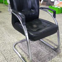 صندلی چرم اداری پایه فلزی|مبلمان اداری|رشت, لاکان شهر|دیوار