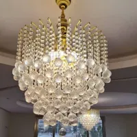 دو لوستر بزرگ