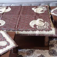 رومیزی طرح ترمه ۷تیکه(۳/۰۰۰/۰۰۰ تومان)
