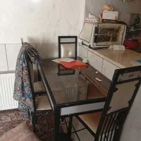 میزنهارخوری4نفره فرفورژه تمیزگنجه ومیزتلویزیون|میز و صندلی غذاخوری|مشهد, شهید قربانی|دیوار