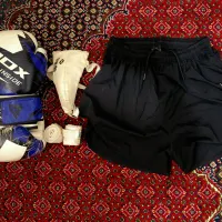 دستکش بوکس.باند.کاپ.شورت بوکس