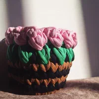 سبد گل تریکویی