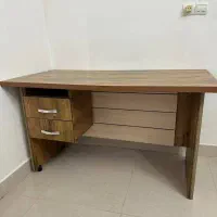 میز کامپیوتر یا مطالعه|میز تحریر و کامپیوتر|لاهیجان, شیشه گران|دیوار