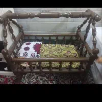 گهواره نو زاد|تخت و سرویس خواب|قم, مهر آباد|دیوار