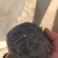 اگر سردرمیارین میشه بگین چه سنگیه