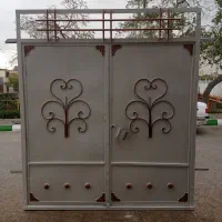 درب حیاطی ماشین رو