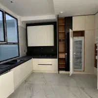 110متری دو خوابه طراحی مدرن / فول مشاعات