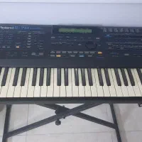 ارگ رولند E70|پیانو، کیبورد، آکاردئون|مشهد, شهرک لشکر (شهرک غرب)|دیوار