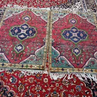 دو عدد قالیچه یک در یک و نیم