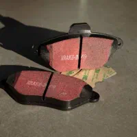 مرکز تخصصی لنت و دیسک ترمز پاسارگاد