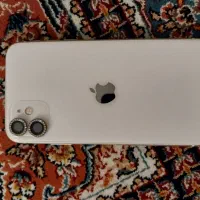 اپل iPhone 11 با حافظهٔ ۱۲۸ گیگابایت