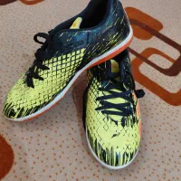 کفش فوتبال سایز ۳۸