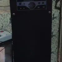 اسپیکر در حد نو مارک دمای ،با جعبه