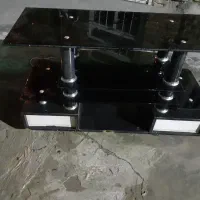 میز تلویزیون شیشه ای